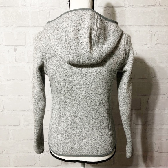 Marmot heathered grey zip hoodie. A50 - Picture 4 of 8